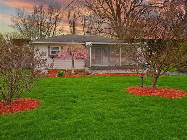 4206 Shortsville Rd, Shortsville, NY 14548