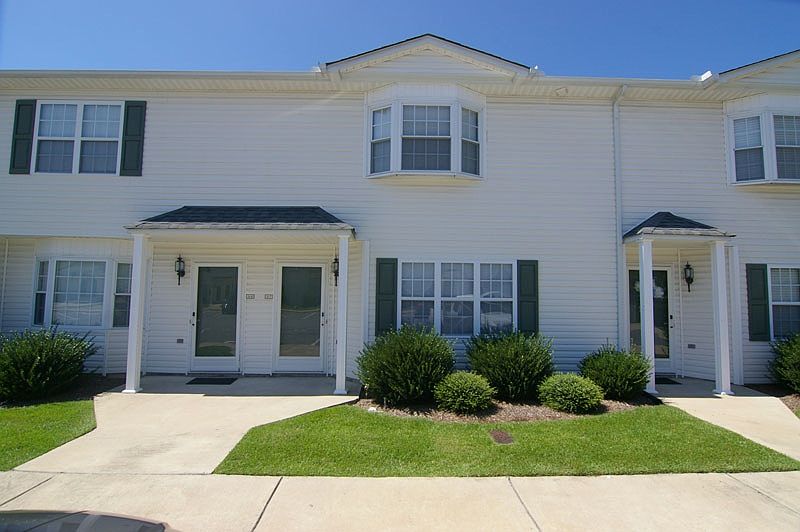 1st image of 1201 A7 Cross Creek Cir