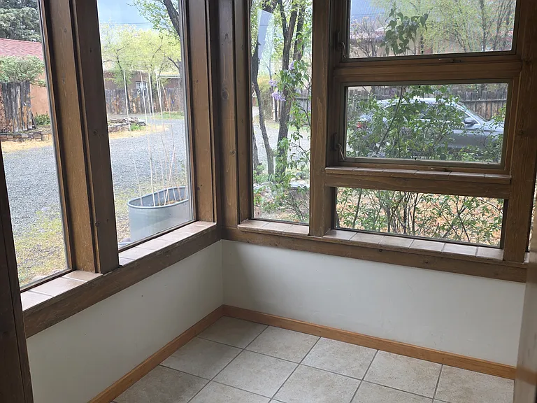 525 Agua Fria St #D — Photo 2