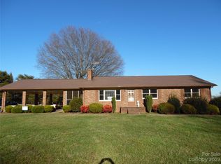 7728 Monbo Rd, Catawba, NC 28609