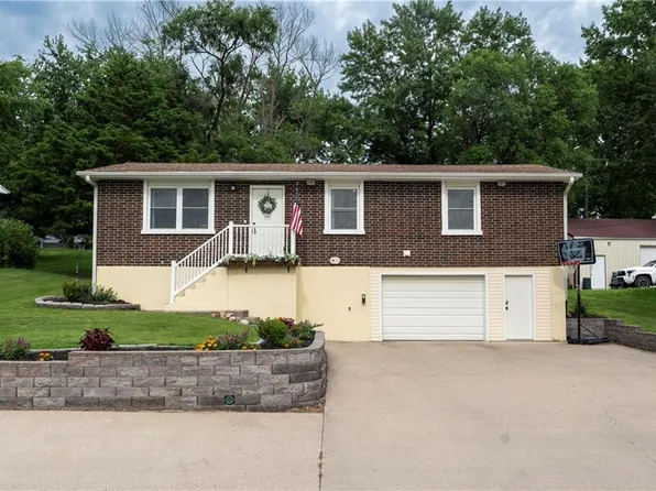 2220 Millwood Dr, Atchison, KS 66002