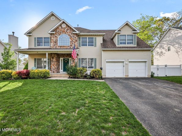 14 Regina Drive, Brick, NJ 08724