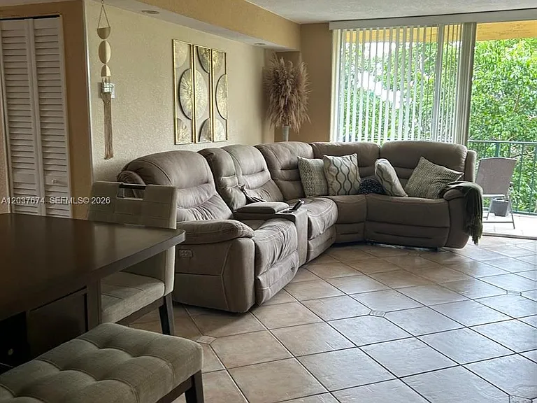 9320 Fontainebleau Blvd #515 — Photo 6