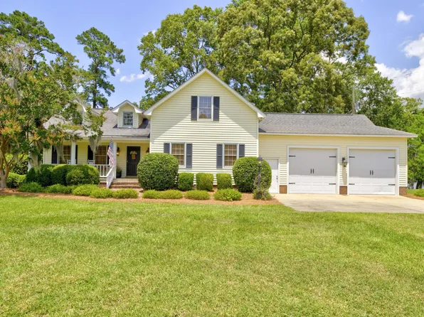 1132 Ackerman Dr, Summerton, SC 29148