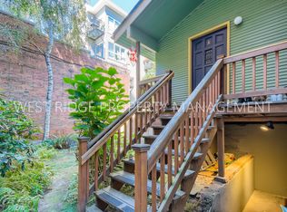 133 NW Trinity Pl #2, Portland, OR 97209