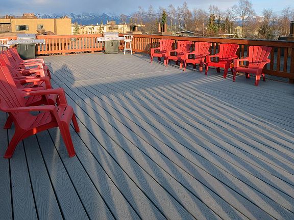 Rootop BBQ deck with 2 outdoor grills, beautiful views of mo
