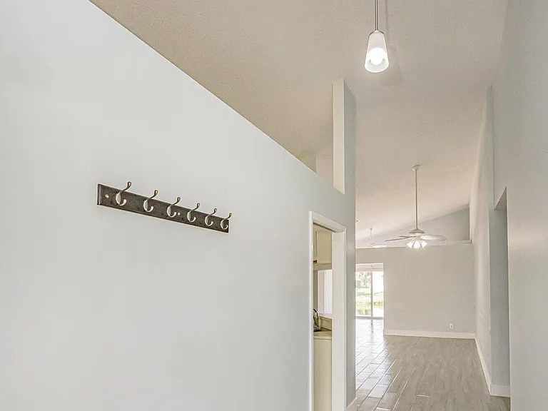 5148 Rosen Blvd — Photo 49