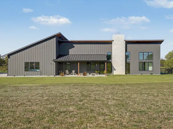 2111 N 190th Rd, Mounds, OK 74047