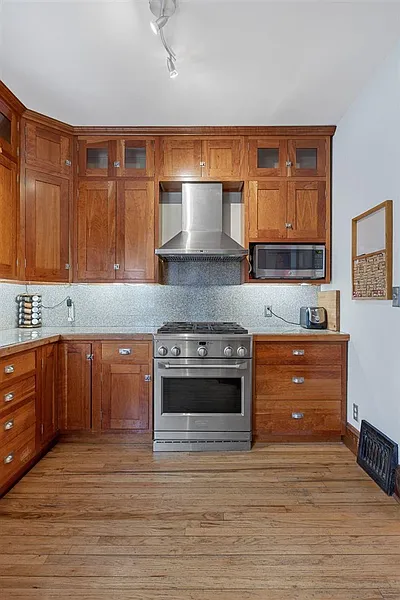 Thumbnail 18