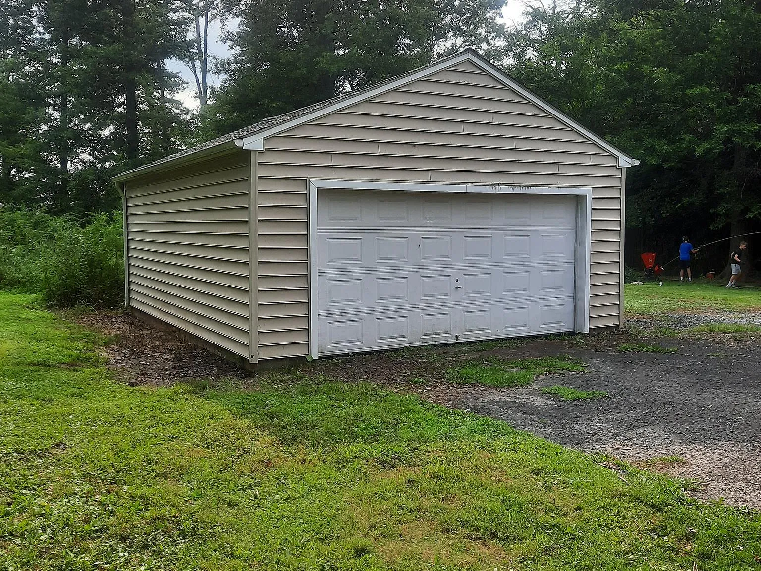2 bed, 1.5 bath, 1191 sqft, $2,400 — Photo 3