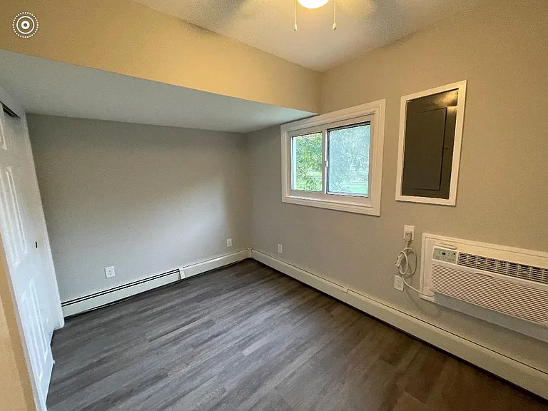 17 Chesapeake Bay Rd #1 — Photo 3