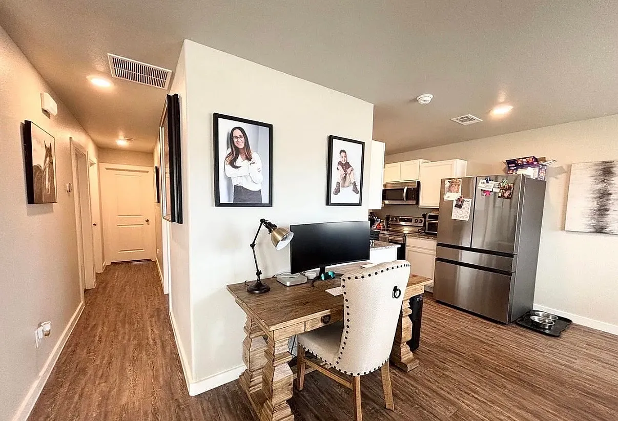 3 bed, 1120 sqft, $1,550 — Photo 4