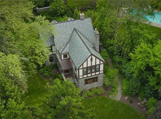 2585 East Ave, Rochester, NY 14610