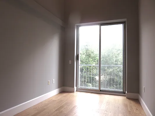 Rented by Rennit Inc. | media 53