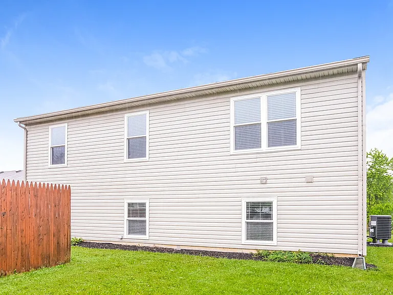 4087 Fairoaks Dr — Photo 18