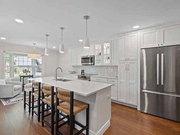5th image of 1209 Kenbrook Hills Dr