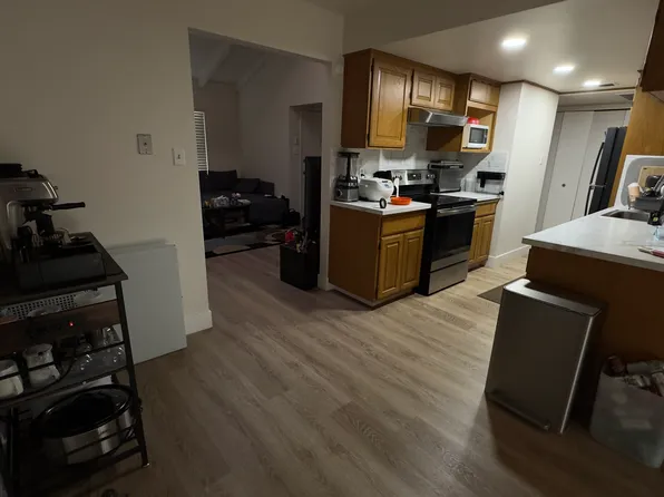 3534 W Benjamin Holt Dr, Stockton, CA 95219