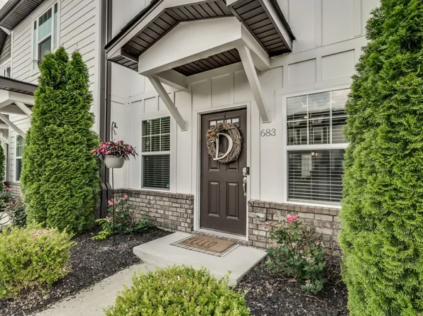 683 Bristol Creek Dr, Nashville, TN 37221