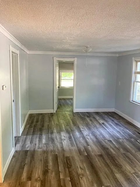 2 bed, 726 sqft, $1,390 — Photo 4