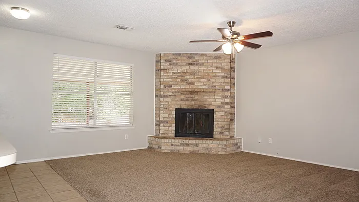 9904 Runnymeade Pl — Photo 2