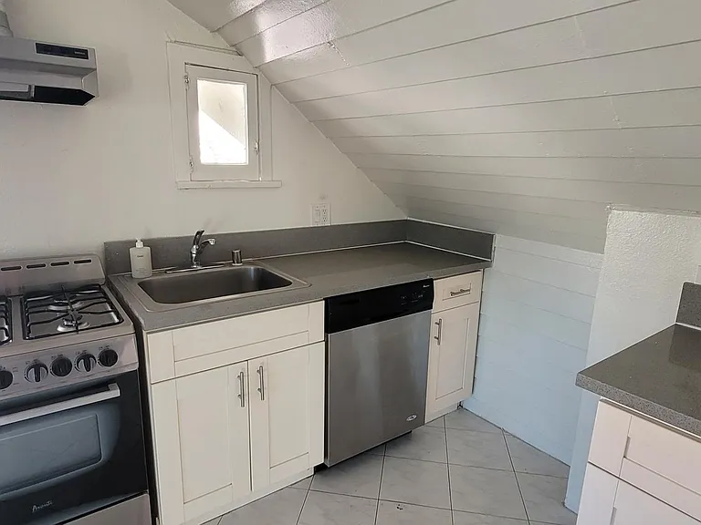5826 Willoughby Ave #3 — Photo 5