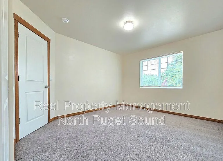 906 116th Pl SE — Photo 17