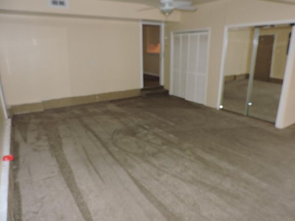 3rd image of 713 Parkside Dr