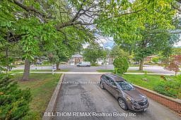 3rd image of 58 Reiber Cres