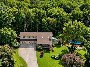 4044 Oak Park Rd, Deerfield, WI 53531
