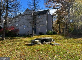 215 E Valley Point Ln #C101, Claysburg, PA 16625