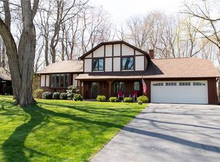 330 Judy Ann Dr, Rochester, NY 14616