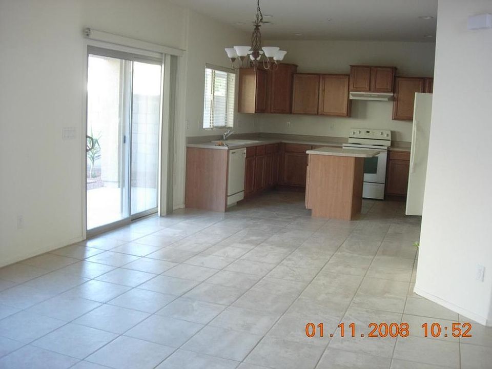 2nd image of 1410 E Elgin St