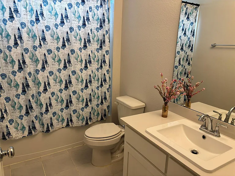 2029 Dovedale Dr — Photo 11