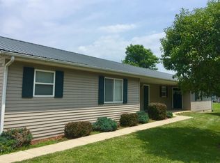 2070 Center St #B, Albany, OH 45710