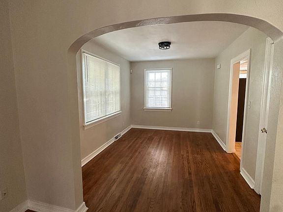 5th image of 20 Rex Ave