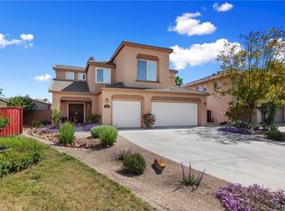 842 Lomond Dr, Riverside, CA 92508