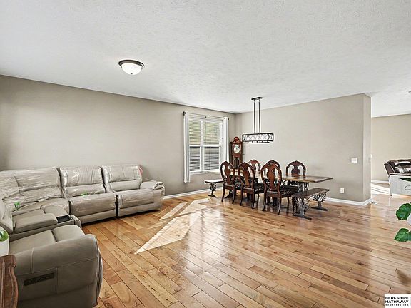 5th image of 1717 SW Derek Ave