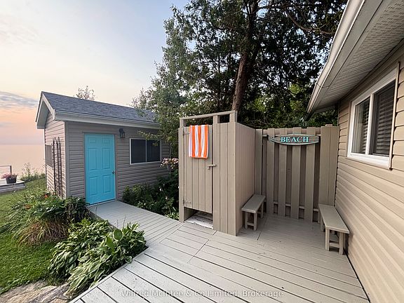 5th image of 537 Bruce St #13