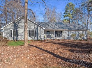 7795 Old Post Rd, Denver, NC 28037