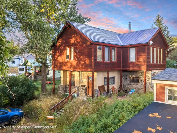 204 N Grant Ave, Oak Creek, CO 80467