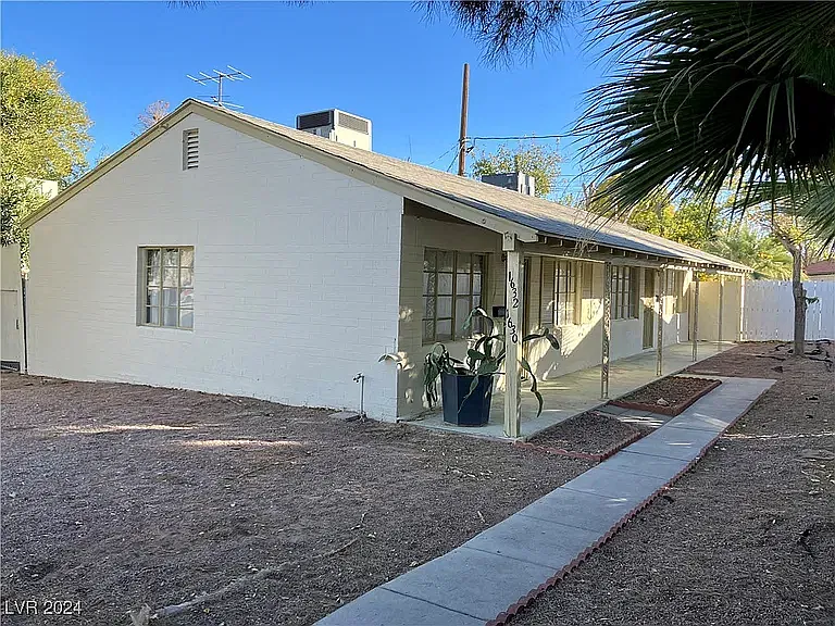 1 bed, 1200 sqft, $1,250 — Photo 1