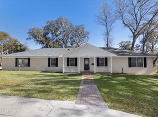 1901 Miracle Ln, Jacksonville, FL 32225