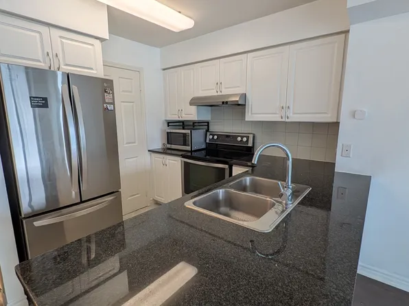 88 Grangeway Ave, Toronto, ON