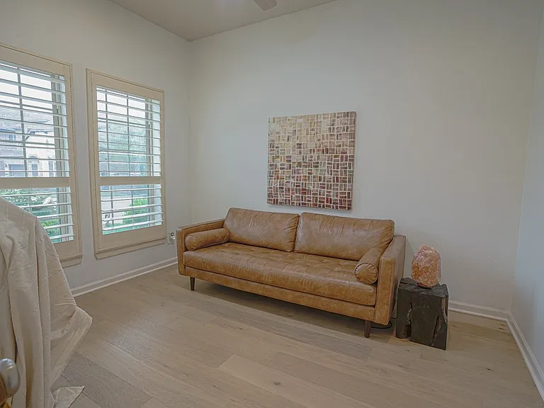 1209 Savoy Ln — Photo 1