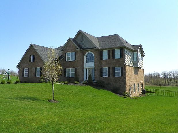 1st image of 3002 Shire Ct