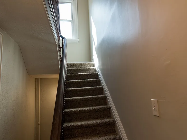 127 Herr St — Photo 12