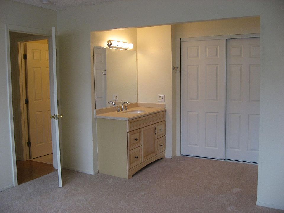 1st image of 1276 Quincy Dr