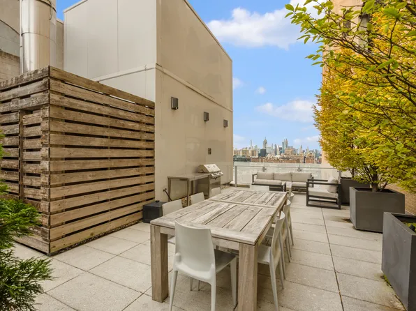 50 Franklin Street image 10 of 11