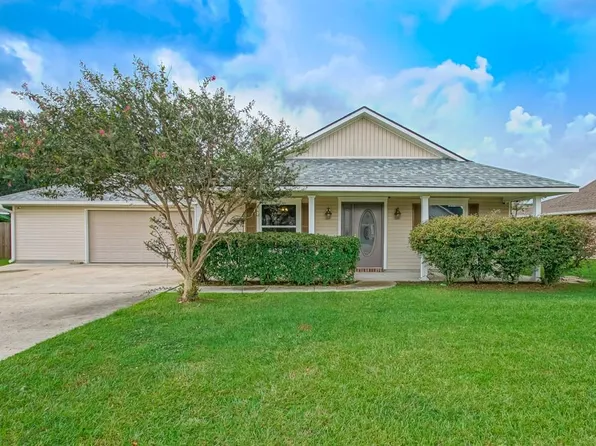 30078 Leslie St, Albany, LA 70711