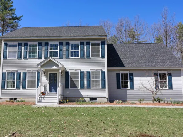 43 W Ridge Circle, Hopkinton, NH 03229